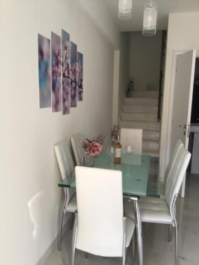 Estia House 2